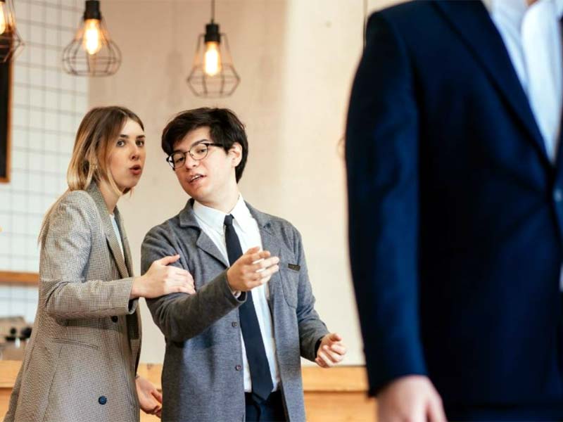 Tổng hợp 12 nguyên nhân vận đen đeo bám khiến cuộc sống của bạn lâm vào bế tắc 4 Nói xấu người khác cũng gây khẩu nghiệp làm tổn phước dễ gặp xui xẻo